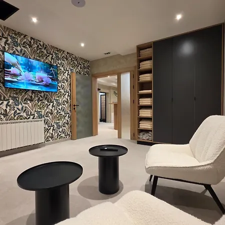 Horizont Aparthotel 4*