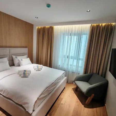 Horizont Aparthotel 4*
