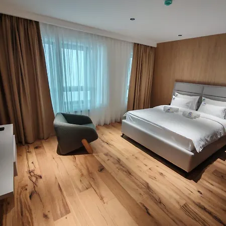 Horizont Aparthotel 4*
