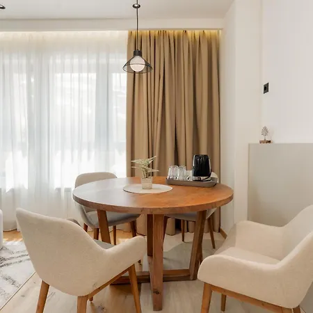 Horizont Aparthotel 4*